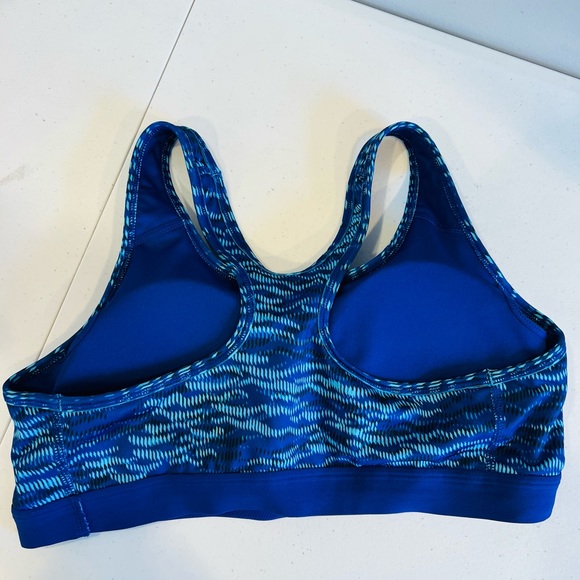 Nike PRO womens athletic padded sports bra - Picture 3 of 4